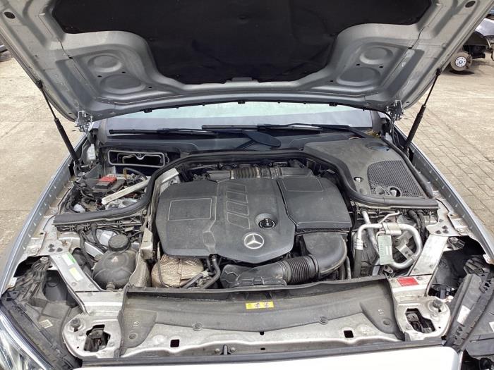Gebruikte Rembol Mercedes E Estate (S213) E-220d 2.0 Turbo 16V Prijs € 100,00 Margeregeling aangeboden door Autohandel & Demontage Weteringbrug