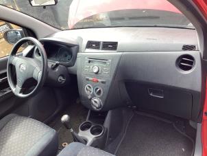 Gebruikte Airbag Set + Module Daihatsu Cuore (L251/271/276) 1.0 12V DVVT Prijs € 200,00 Margeregeling aangeboden door Autohandel & Demontage Weteringbrug