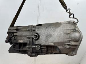 Gebruikte Versnellingsbak Volkswagen Crafter 2.0 TDI 16V Prijs € 600,00 Margeregeling aangeboden door Autohandel & Demontage Weteringbrug