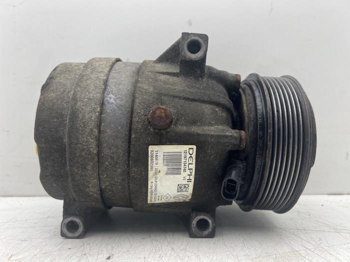 Gebruikte Pomp Airco Renault Master II (FD/HD) 2.5 dCi 120 FAP Prijs € 100,00 Margeregeling aangeboden door Autohandel & Demontage Weteringbrug