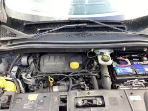 Gebruikte Startmotor Renault Scénic III (JZ) 1.6 Energy dCi 130 Prijs € 30,00 Margeregeling aangeboden door Autohandel & Demontage Weteringbrug