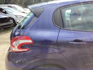 Gebruikte Scherm rechts-achter Peugeot 208 I (CA/CC/CK/CL) 1.2 Vti 12V PureTech 82 Prijs op aanvraag aangeboden door Autohandel & Demontage Weteringbrug