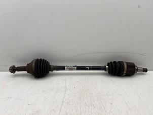 Gebruikte Homokineetas links-voor Volkswagen Up! (121) 1.0 12V 60 Prijs € 20,00 Margeregeling aangeboden door Autohandel & Demontage Weteringbrug