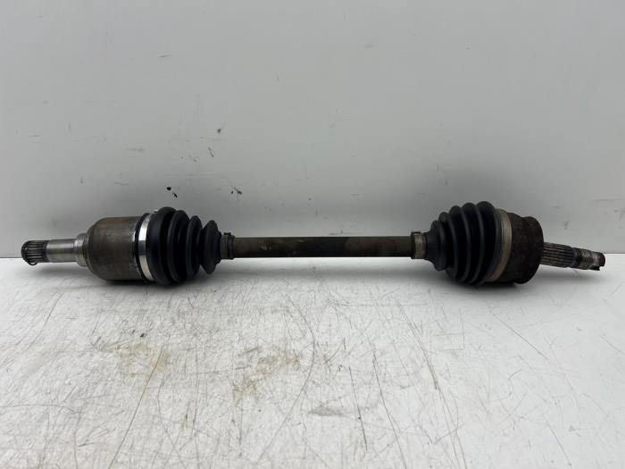 Gebruikte Steekas links-voor Fiat Panda (169) 1.1 Fire Prijs € 20,00 Margeregeling aangeboden door Autohandel & Demontage Weteringbrug