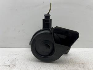 Gebruikte Claxon Volkswagen Up! (121) 1.0 12V 60 Prijs € 20,00 Margeregeling aangeboden door Autohandel & Demontage Weteringbrug