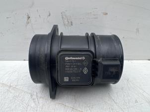 Gebruikte Luchthoeveelheidsmeter Renault Twingo II (CN) 1.5 dCi 90 FAP Prijs € 25,00 Margeregeling aangeboden door Autohandel & Demontage Weteringbrug