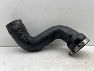 Gebruikte Intercooler Slang Audi A4 Avant (B6) 1.8 T 20V Prijs € 20,00 Margeregeling aangeboden door Autohandel & Demontage Weteringbrug