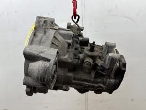 Gebruikte Versnellingsbak Volkswagen Polo V (6R) 1.4 TDI 12V 90 Prijs € 300,00 Margeregeling aangeboden door Autohandel & Demontage Weteringbrug