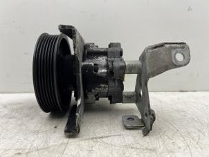 Gebruikte Stuurpomp BMW 5 serie (E60) 525i 24V Prijs € 95,00 Margeregeling aangeboden door Autohandel & Demontage Weteringbrug