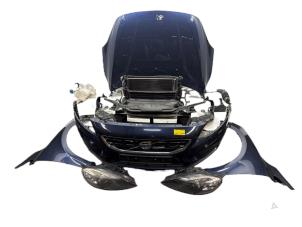 Gebruikte Voorkop compleet Volvo V40 (MV) 1.6 T3 GTDi 16V Prijs € 3.500,00 Margeregeling aangeboden door Autohandel & Demontage Weteringbrug