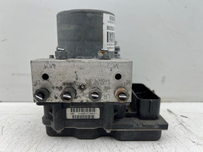 Gebruikte ABS Pomp Fiat 500 (312) 1.2 Prijs € 45,00 Margeregeling aangeboden door Autohandel & Demontage Weteringbrug