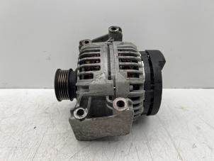 Gebruikte Dynamo Opel Vectra C Caravan 2.2 DIG 16V Prijs € 30,00 Margeregeling aangeboden door Autohandel & Demontage Weteringbrug