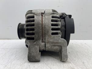 Gebruikte Dynamo Opel Astra H GTC (L08) 1.4 16V Twinport Prijs € 20,00 Margeregeling aangeboden door Autohandel & Demontage Weteringbrug