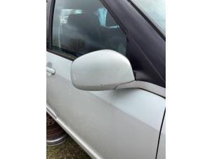 Gebruikte Buitenspiegel rechts Suzuki Swift (ZA/ZC/ZD1/2/3/9) 1.3 VVT 16V Prijs € 50,00 Margeregeling aangeboden door Autohandel & Demontage Weteringbrug