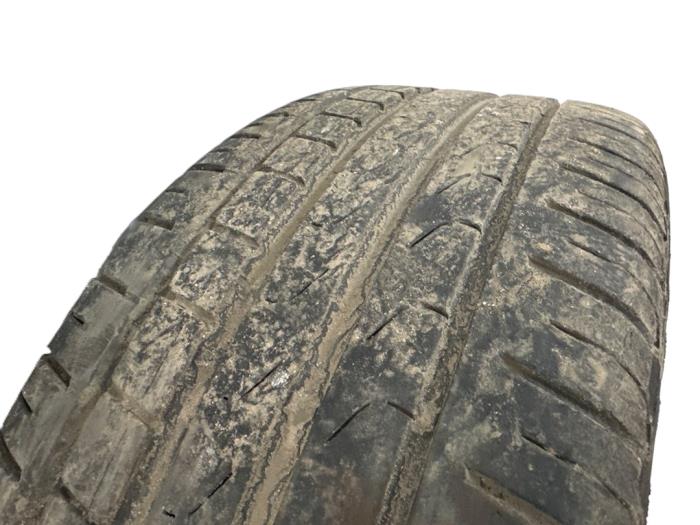 Velgen set + banden van een Volvo V40 (MV) 1.6 T2 GTDi 16V 2015