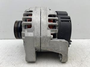 Gebruikte Alternator Renault Twingo (C06) 1.2 Prijs € 30,00 Margeregeling aangeboden door Autohandel & Demontage Weteringbrug