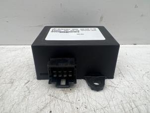 Gebruikte Wegrijbeveiligings module Mercedes Sprinter 2t (901/902) 208 CDI 16V Prijs € 25,00 Margeregeling aangeboden door Autohandel & Demontage Weteringbrug