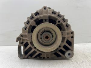 Gebruikte Dynamo Dacia Sandero I (BS) 1.2 16V Prijs € 55,00 Margeregeling aangeboden door Autohandel & Demontage Weteringbrug