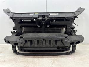 Gebruikte Voorfront Volkswagen Caddy Combi III (2KB,2KJ) 1.6 TDI 16V Prijs € 500,00 Margeregeling aangeboden door Autohandel & Demontage Weteringbrug