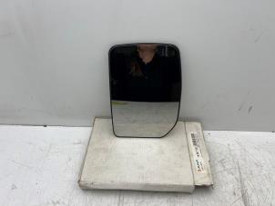 Gebruikte Spiegelglas links Ford Transit 2.2 TDCi 16V Prijs € 20,00 Margeregeling aangeboden door Autohandel & Demontage Weteringbrug