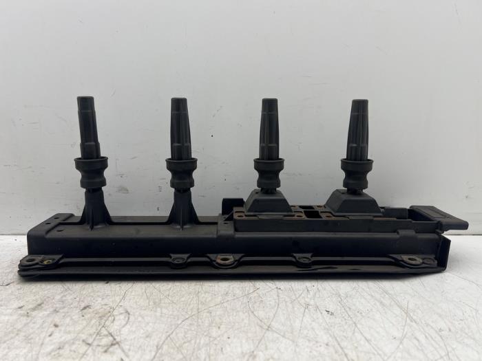 Gebruikte Bobine Peugeot 306 (7A/C/S) 2.0 16V Prijs € 10,00 Margeregeling aangeboden door Autohandel & Demontage Weteringbrug