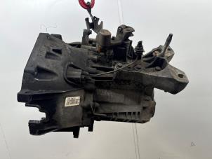 Gebruikte Versnellingsbak Ford Transit 2.0 TDCi 16V Prijs € 750,00 Margeregeling aangeboden door Autohandel & Demontage Weteringbrug