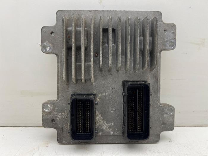 Computer Motormanagement van een Opel Astra J (PC6/PD6/PE6/PF6) 1.4 16V ecoFLEX 2011