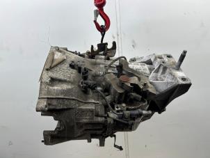 Gebruikte Versnellingsbak Ford Transit Custom 2.2 TDCi 16V Prijs € 785,00 Margeregeling aangeboden door Autohandel & Demontage Weteringbrug