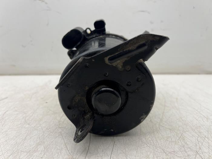 Pomp Servo van een MINI Mini (R50/53) 1.6 16V Cooper 2002