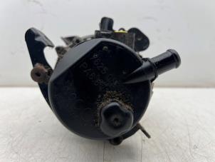 Pomp Servo van een MINI Mini (R50/53) 1.6 16V Cooper 2002