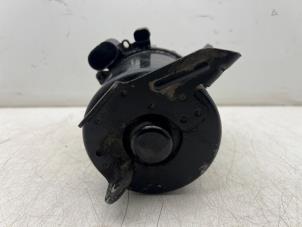 Pomp Servo van een MINI Mini (R50/53) 1.6 16V Cooper 2002