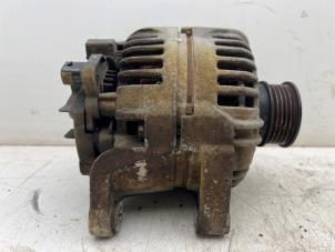 Gebruikte Dynamo Opel Astra H SW (L35) 1.6 16V Twinport Prijs € 25,00 Margeregeling aangeboden door Autohandel & Demontage Weteringbrug