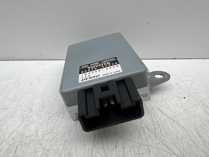 Gebruikte Brandstofpomp module Toyota RAV4 (A4) 2.5 Hybrid 16V VVT-i 4x4 Prijs € 75,00 Margeregeling aangeboden door Autohandel & Demontage Weteringbrug
