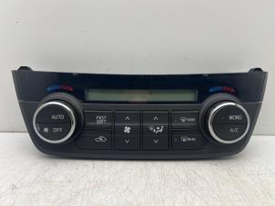Gebruikte Chaufage Bedieningspaneel Toyota RAV4 (A4) 2.5 Hybrid 16V VVT-i 4x4 Prijs € 75,00 Margeregeling aangeboden door Autohandel & Demontage Weteringbrug