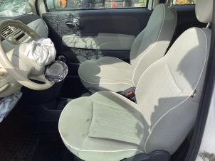 Gebruikte Interieur Bekledingsset Fiat 500 (312) 0.9 TwinAir 85 Prijs € 325,00 Margeregeling aangeboden door Autohandel & Demontage Weteringbrug