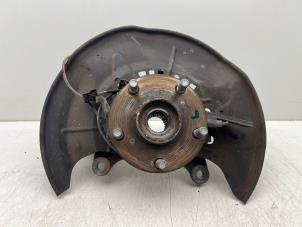 Gebruikte Asschenkel links-voor Toyota RAV4 (A4) 2.5 Hybrid 16V VVT-i 4x4 Prijs € 145,00 Margeregeling aangeboden door Autohandel & Demontage Weteringbrug