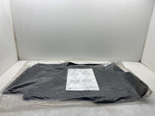 Gebruikte Matten Set Ford Transit Custom 2.2 TDCi 16V Prijs € 85,00 Margeregeling aangeboden door Autohandel & Demontage Weteringbrug