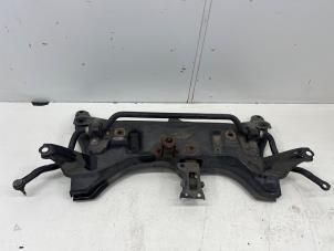 Gebruikte Subframe Peugeot 108 1.0 12V VVT-i Prijs € 120,00 Margeregeling aangeboden door Autohandel & Demontage Weteringbrug