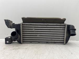 Gebruikte Intercooler Fiat 500 (312) 0.9 TwinAir 85 Prijs € 40,00 Margeregeling aangeboden door Autohandel & Demontage Weteringbrug