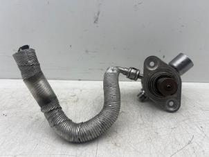 Gebruikte Hogedrukpomp Ford C-Max (DXA) 1.0 Ti-VCT EcoBoost 12V 125 Prijs € 35,00 Margeregeling aangeboden door Autohandel & Demontage Weteringbrug