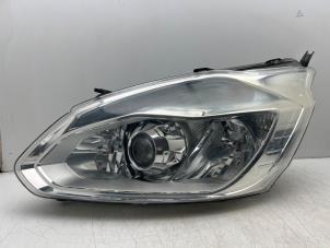 Gebruikte Linker Koplamp Ford Transit Custom 2.2 TDCi 16V Prijs € 175,00 Margeregeling aangeboden door Autohandel & Demontage Weteringbrug