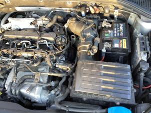 Gebruikte Versnellingsbak Skoda Octavia Combi (5EAC) 2.0 TDI GreenTec 16V Prijs € 300,00 Margeregeling aangeboden door Autohandel & Demontage Weteringbrug