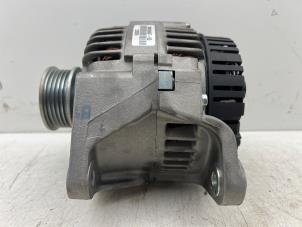 Gebruikte Dynamo Audi A4 (B5) 1.6 Prijs € 50,00 Margeregeling aangeboden door Autohandel & Demontage Weteringbrug