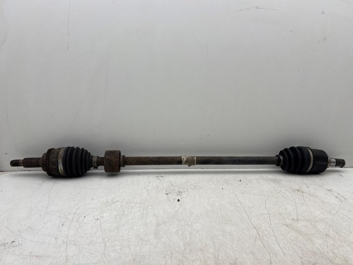Gebruikte Steekas rechts-voor Suzuki Swift (ZA/ZC/ZD1/2/3/9) 1.3 VVT 16V Prijs € 30,00 Margeregeling aangeboden door Autohandel & Demontage Weteringbrug