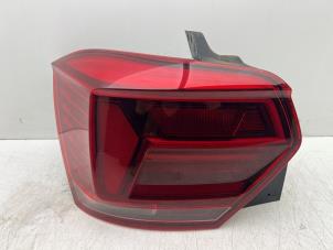 Gebruikte Achterlicht links Volkswagen Polo VI (AW1) 1.0 12V BlueMotion Technology Prijs € 55,00 Margeregeling aangeboden door Autohandel & Demontage Weteringbrug