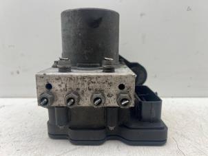 Gebruikte ABS Pomp Volkswagen Polo VI (AW1) 1.0 12V BlueMotion Technology Prijs € 20,00 Margeregeling aangeboden door Autohandel & Demontage Weteringbrug