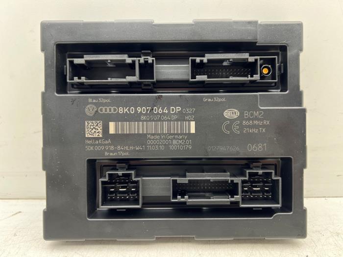 Gebruikte Bodycontrol Module Audi A5 Cabrio (8F7) 3.2 FSI V6 24V Quattro Prijs € 45,00 Margeregeling aangeboden door Autohandel & Demontage Weteringbrug