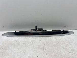 Gebruikte Achterklep Handgreep BMW Mini One/Cooper (R50) 1.6 16V Cooper Prijs € 40,00 Margeregeling aangeboden door Autohandel & Demontage Weteringbrug