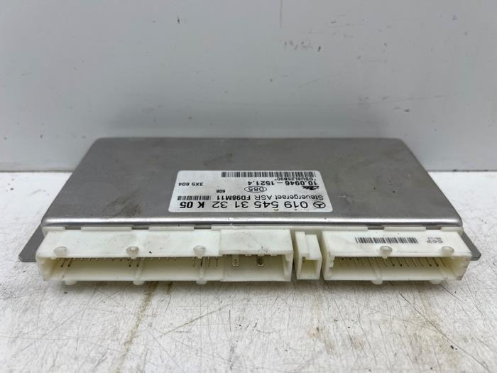 Gebruikte ASR computer Mercedes SLK (R170) 2.3 230 K 16V Prijs € 45,00 Margeregeling aangeboden door Autohandel & Demontage Weteringbrug