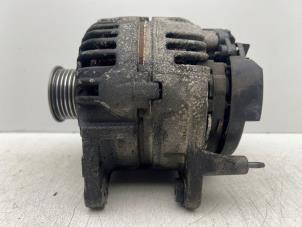 Gebruikte Dynamo Volkswagen Golf V (1K1) 1.6 FSI 16V Prijs € 25,00 Margeregeling aangeboden door Autohandel & Demontage Weteringbrug